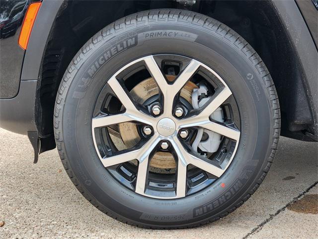 new 2025 Jeep Grand Cherokee car, priced at $43,881
