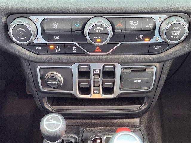 new 2025 Jeep Wrangler car, priced at $39,987