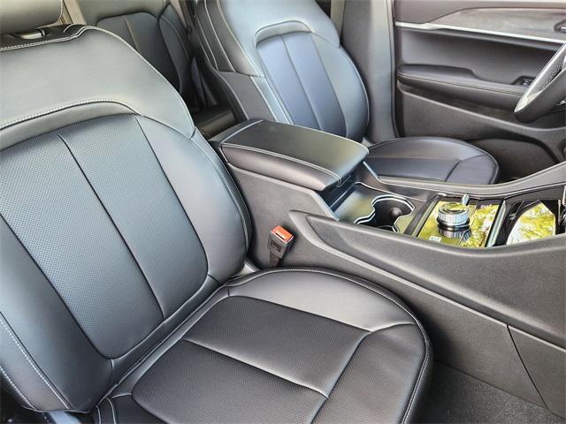 new 2025 Jeep Grand Cherokee car, priced at $51,451