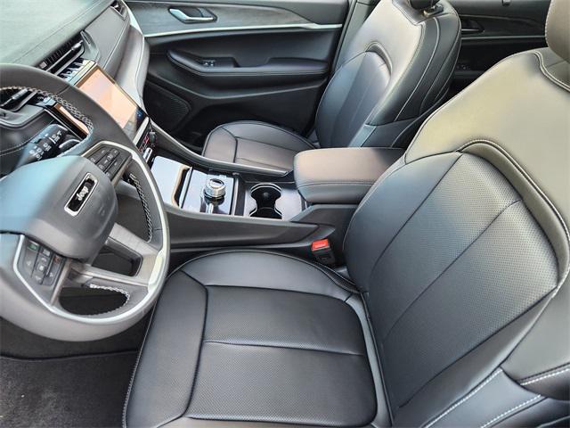 new 2025 Jeep Grand Cherokee car, priced at $51,451