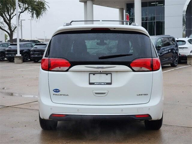 used 2020 Chrysler Pacifica car, priced at $26,995