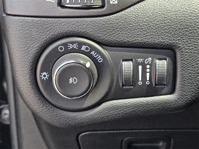 used 2020 Jeep Cherokee car, priced at $22,005