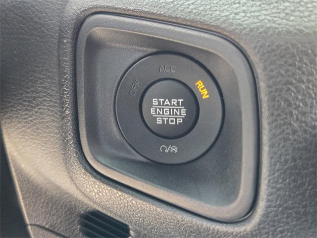 new 2025 Jeep Wrangler car, priced at $40,514