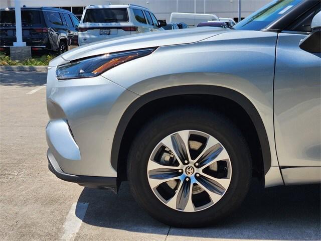 used 2024 Toyota Highlander car, priced at $40,795