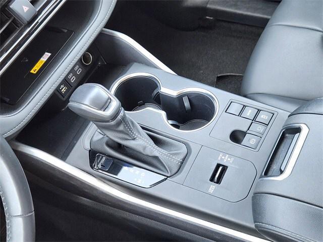 used 2024 Toyota Highlander car, priced at $40,795