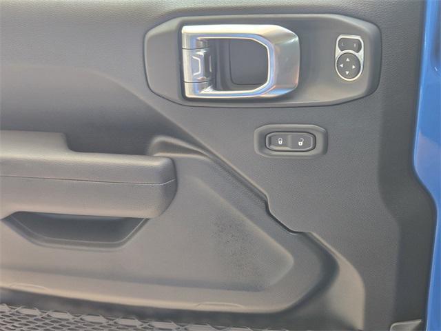new 2025 Jeep Wrangler car, priced at $53,827