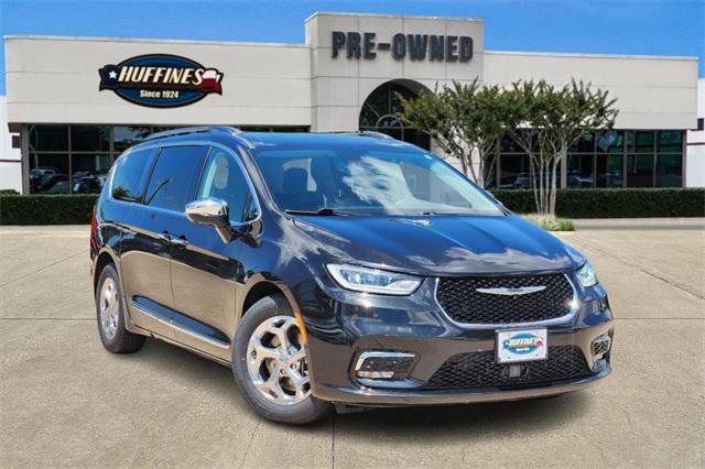 used 2022 Chrysler Pacifica car, priced at $29,595