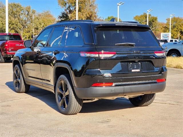 new 2024 Jeep Grand Cherokee car, priced at $54,530