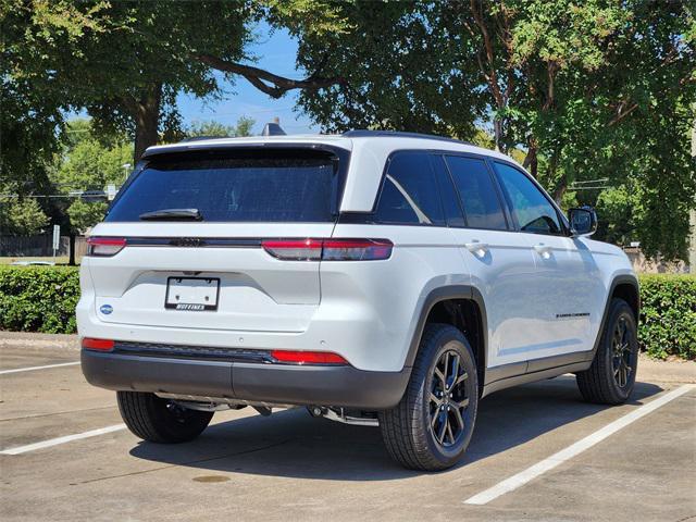 new 2025 Jeep Grand Cherokee car, priced at $42,880