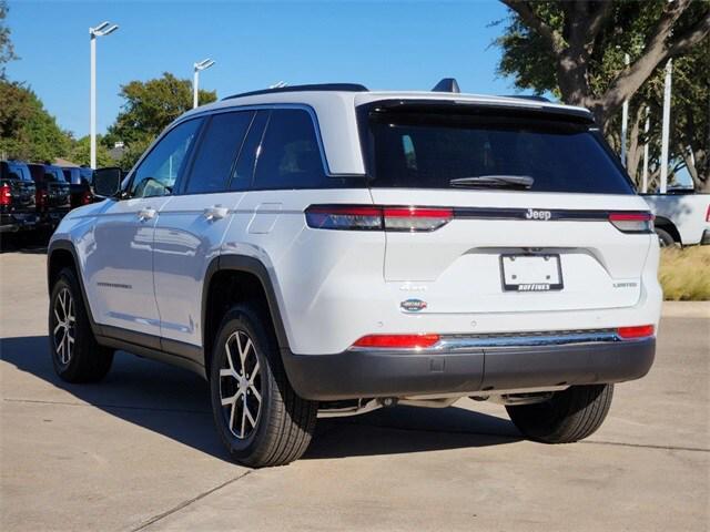 new 2025 Jeep Grand Cherokee car, priced at $49,215