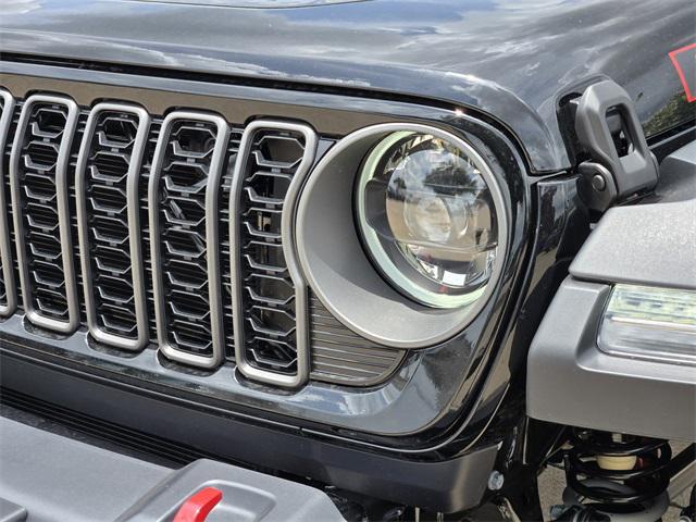 new 2025 Jeep Wrangler car, priced at $51,337