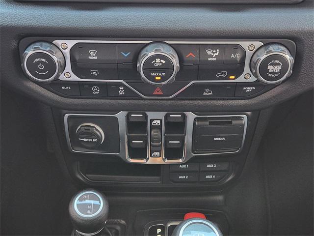 new 2025 Jeep Gladiator car, priced at $44,680