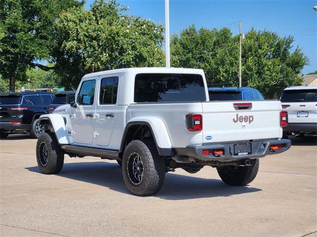 used 2021 Jeep Gladiator car, priced at $36,554