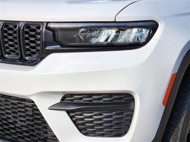 new 2025 Jeep Grand Cherokee car, priced at $38,085