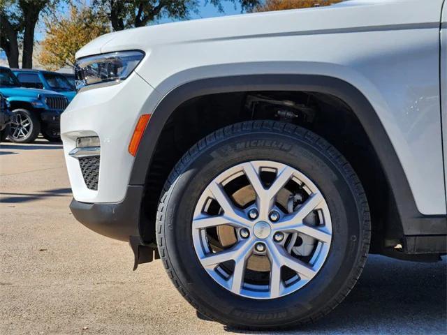 used 2022 Jeep Grand Cherokee car, priced at $30,995