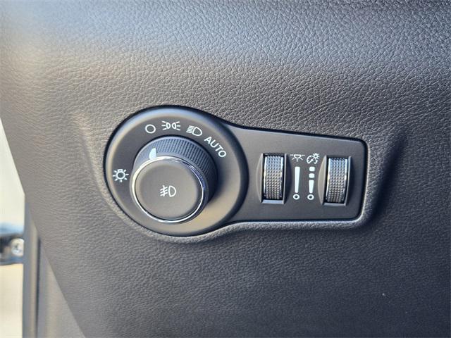 new 2025 Jeep Compass car, priced at $28,293
