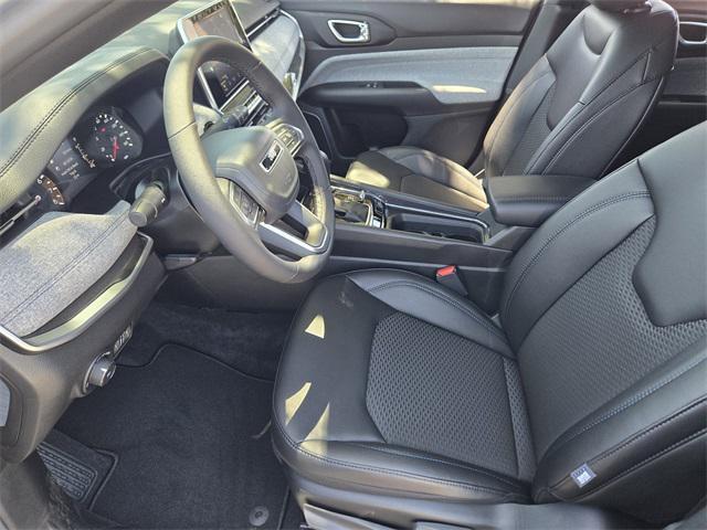 new 2025 Jeep Compass car, priced at $28,293