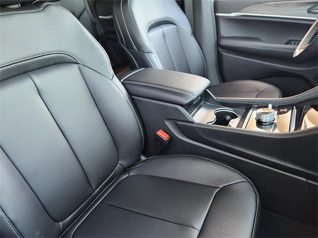 new 2025 Jeep Grand Cherokee car, priced at $46,970