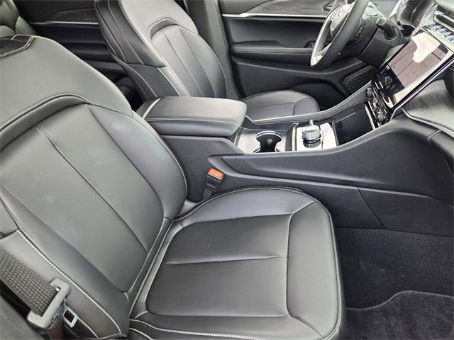 new 2025 Jeep Grand Cherokee L car, priced at $46,336