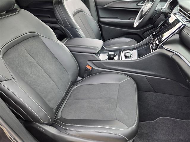 new 2025 Jeep Grand Cherokee L car, priced at $42,330