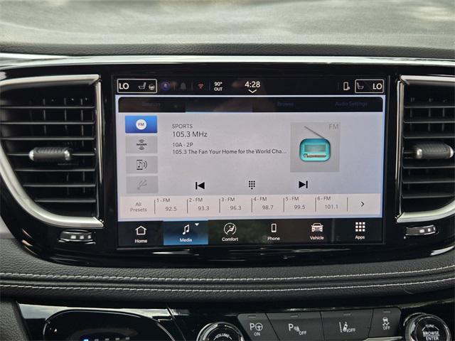 new 2025 Chrysler Pacifica Hybrid car, priced at $53,756