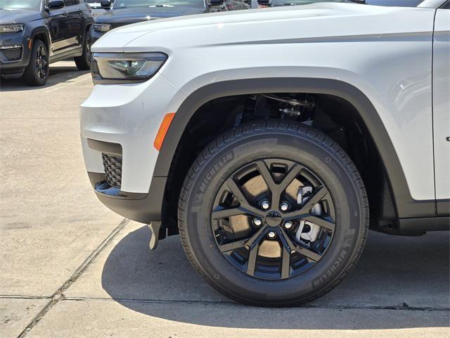 new 2025 Jeep Grand Cherokee L car, priced at $41,735