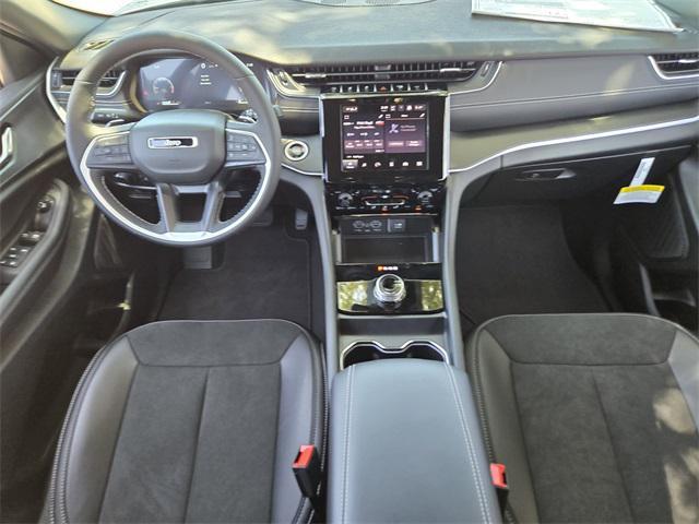 new 2025 Jeep Grand Cherokee L car, priced at $41,735