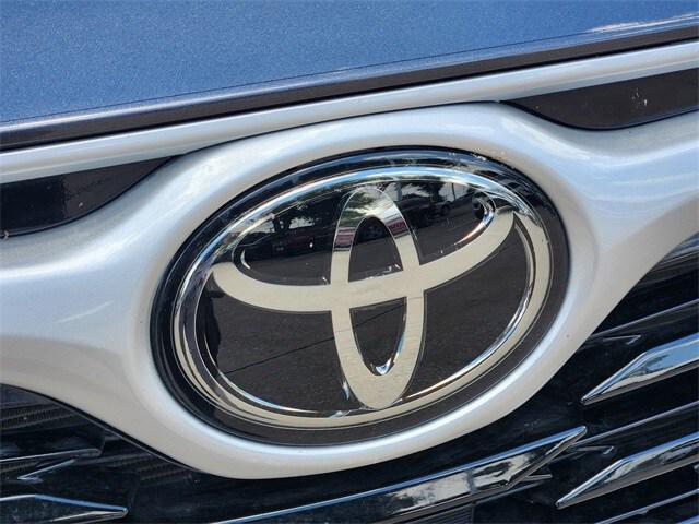 used 2024 Toyota Highlander car, priced at $43,016