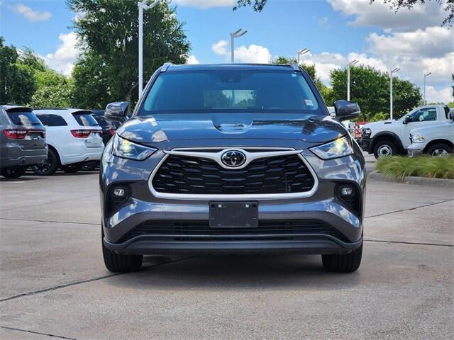 used 2024 Toyota Highlander car, priced at $43,016