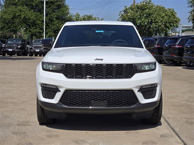 new 2025 Jeep Grand Cherokee car, priced at $43,016