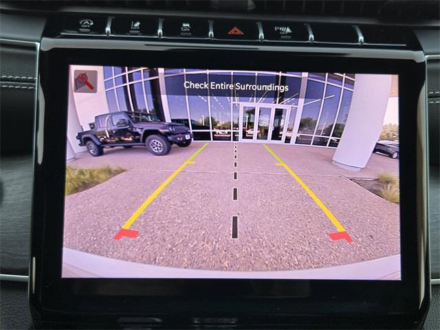 new 2025 Jeep Grand Cherokee car, priced at $43,016