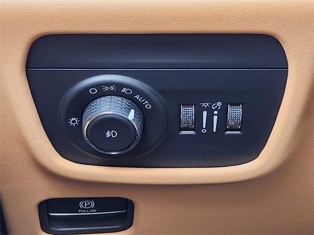 new 2025 Jeep Grand Cherokee L car, priced at $70,425