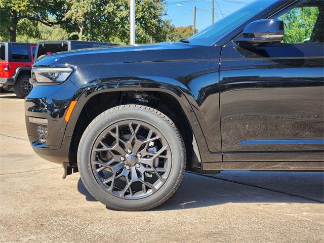 new 2025 Jeep Grand Cherokee L car, priced at $70,425