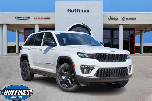 new 2025 Jeep Grand Cherokee car, priced at $43,969
