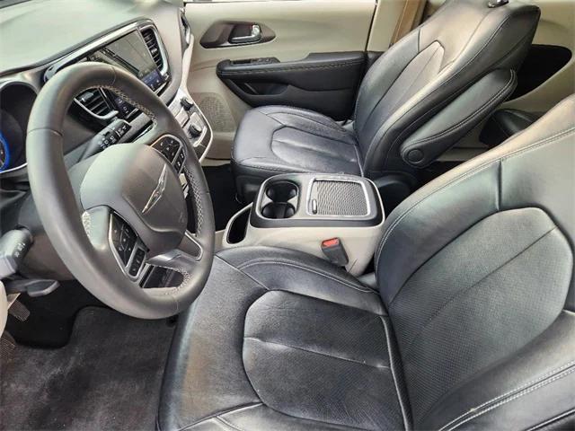 used 2022 Chrysler Pacifica car, priced at $24,995