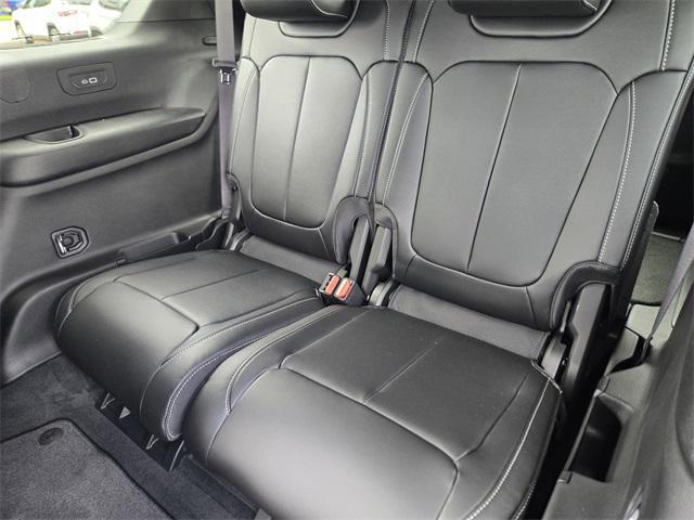 new 2025 Jeep Grand Cherokee L car, priced at $43,672