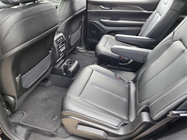 new 2025 Jeep Grand Cherokee L car, priced at $43,672