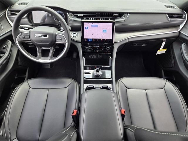 new 2025 Jeep Grand Cherokee L car, priced at $43,672