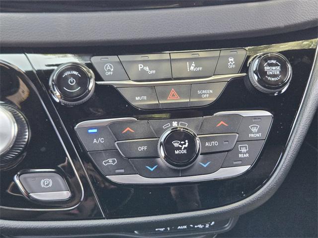 new 2025 Chrysler Voyager car, priced at $40,113