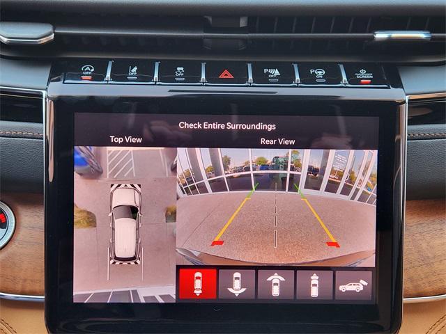 new 2025 Jeep Grand Cherokee car, priced at $68,175
