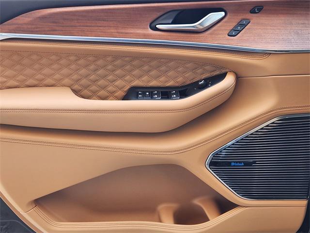 new 2025 Jeep Grand Cherokee car, priced at $68,175