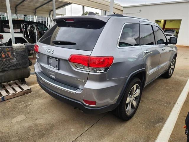 used 2014 Jeep Grand Cherokee car, priced at $17,163