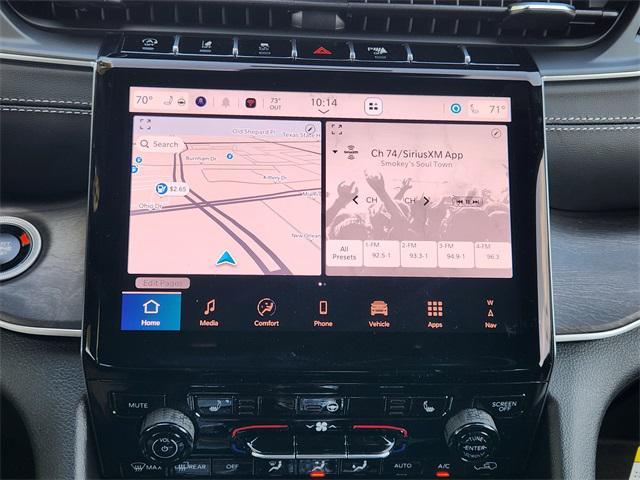 new 2025 Jeep Grand Cherokee car, priced at $47,381