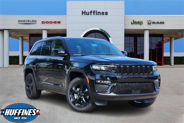 new 2025 Jeep Grand Cherokee car, priced at $47,381