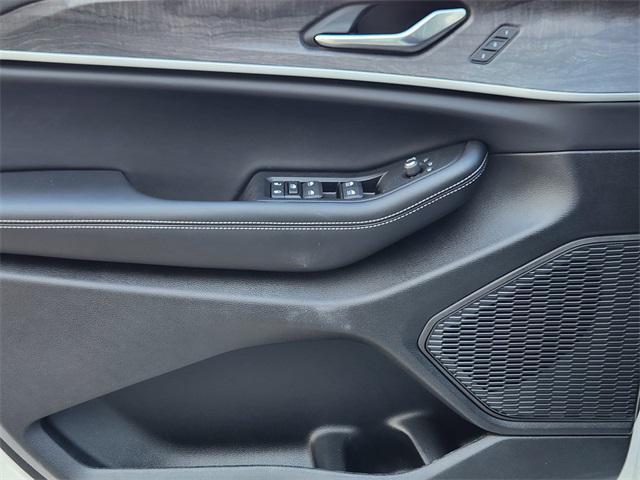 new 2025 Jeep Grand Cherokee car, priced at $45,756