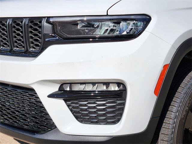 new 2025 Jeep Grand Cherokee car, priced at $45,756