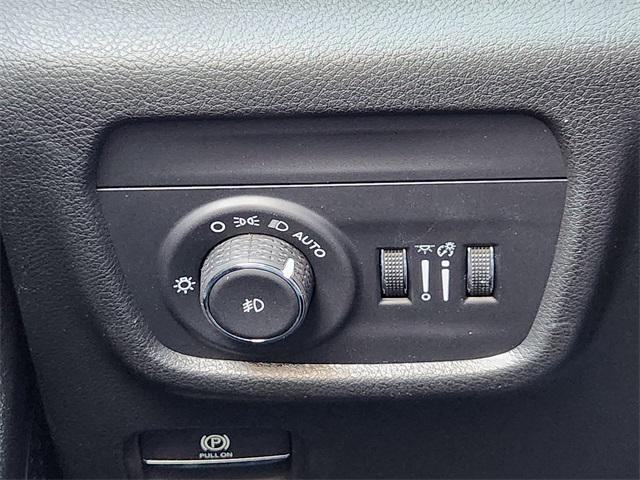 new 2025 Jeep Grand Cherokee car, priced at $45,756