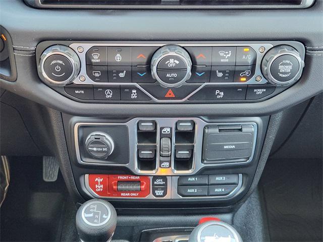 new 2025 Jeep Wrangler car, priced at $60,351