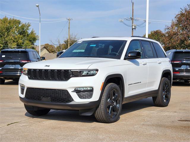 new 2025 Jeep Grand Cherokee car, priced at $45,388