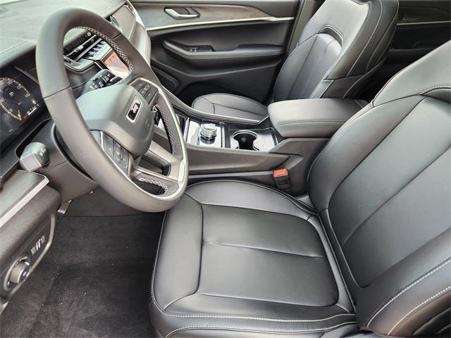 new 2025 Jeep Grand Cherokee car, priced at $45,388